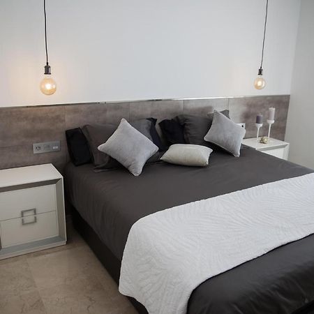 Spacious 200 Sq.M. Penthouse With Sea View Terraces Τορρεμολίνος Εξωτερικό φωτογραφία