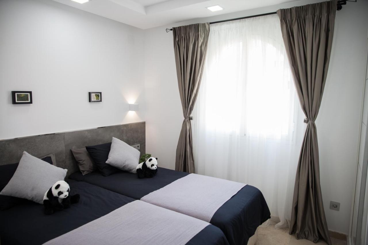 Spacious 200 Sq.M. Penthouse With Sea View Terraces Τορρεμολίνος Εξωτερικό φωτογραφία