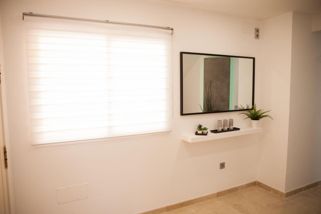 Spacious 200 Sq.M. Penthouse With Sea View Terraces Τορρεμολίνος Εξωτερικό φωτογραφία