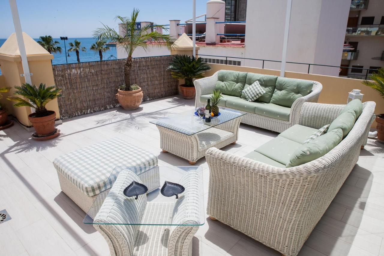 Spacious 200 Sq.M. Penthouse With Sea View Terraces Τορρεμολίνος Εξωτερικό φωτογραφία